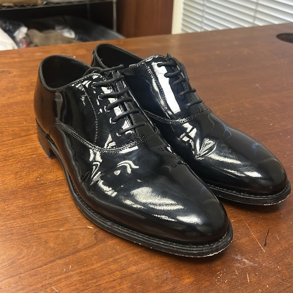 J Crew used Ludlow tuxedo oxfords in patent leather BS550 - Picture 2 of 5